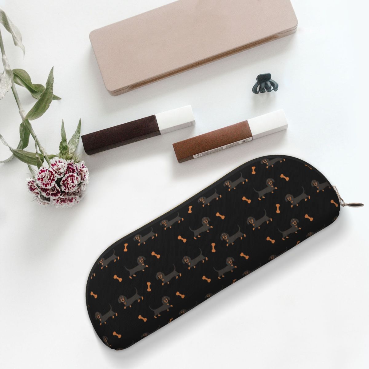 Tan Stationery & Office Supply - Zwart en bruin teckel worst hond