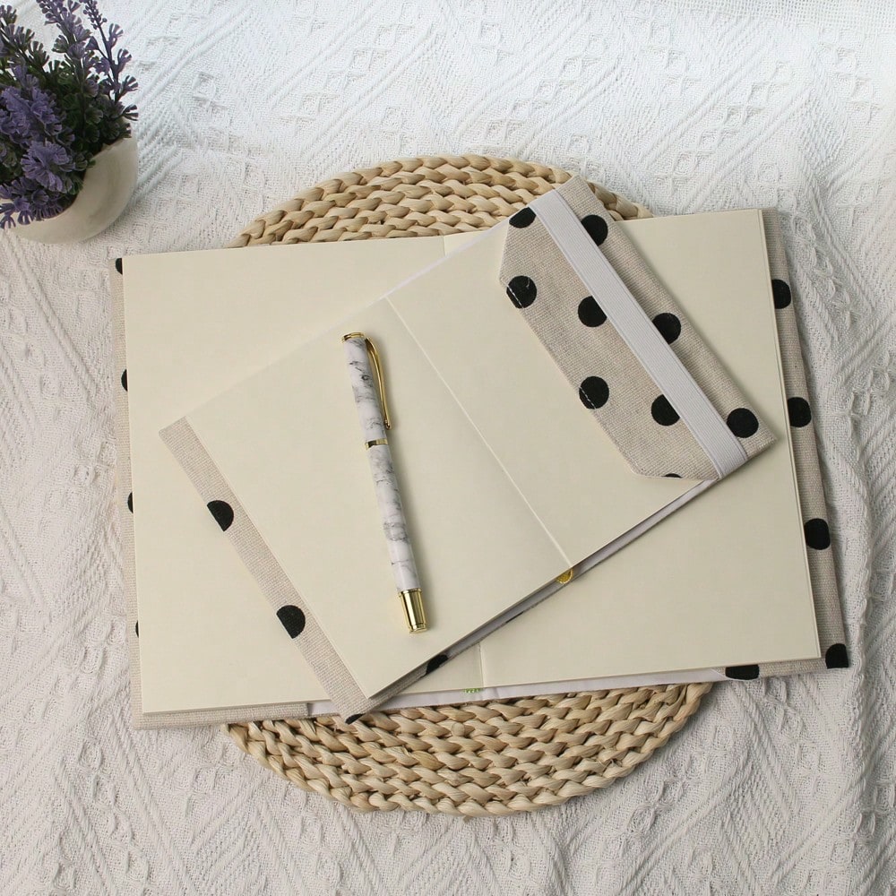A5 A6 weken grijze achtergrond - Notebook Dotted A5 recensie en prijs